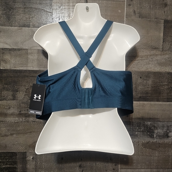 New UA Continuum High Support Sports Bra - Picture 4 of 8